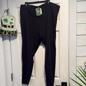 HALARA Women's Classic Black Leggings